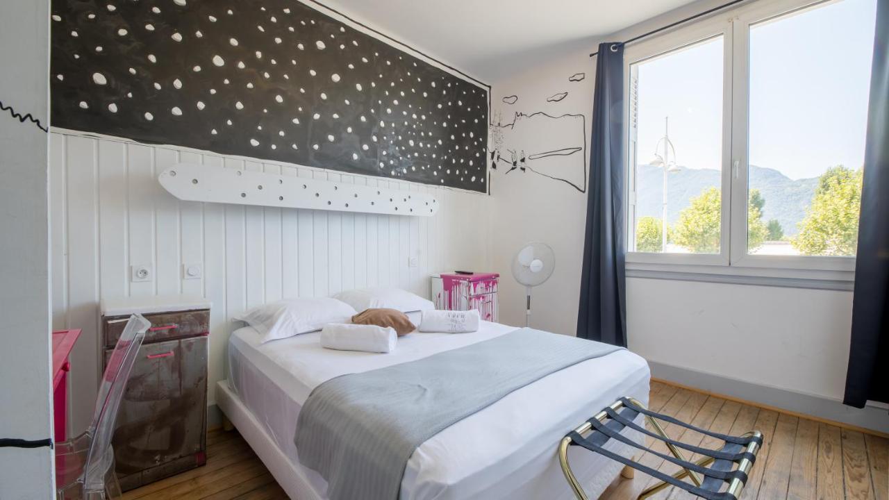 Mamie Jane Co-Munity Hotel Aix-les-Bains Exterior photo